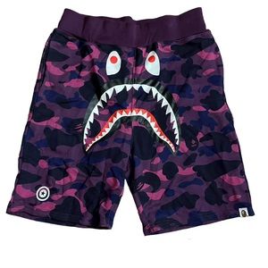 BAPE by A Bathing Ape Purple Color Camo Shark Sweat Shorts Size M New